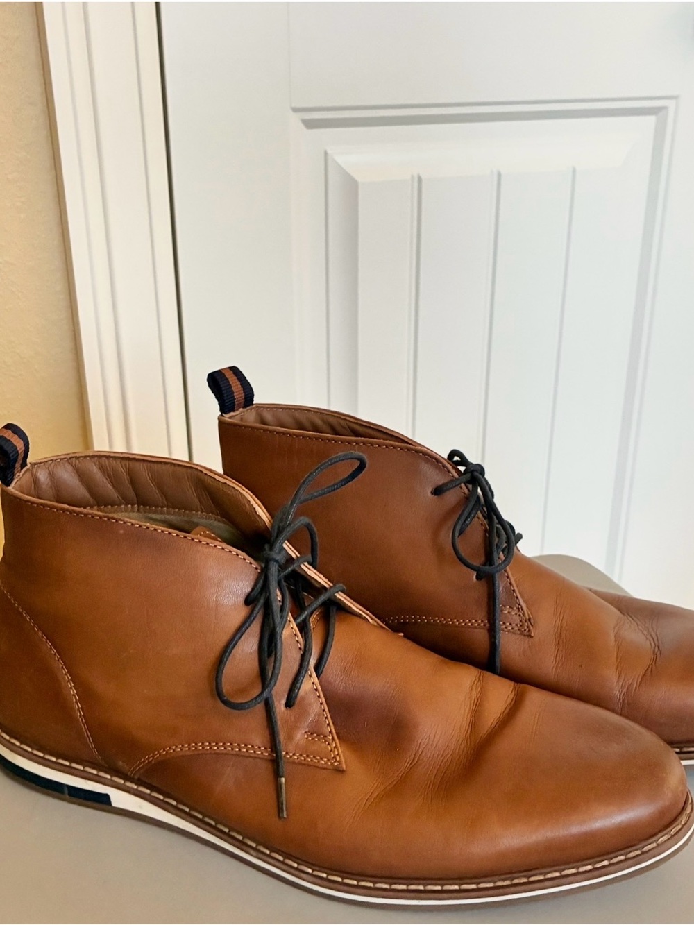 Franco Fortini Brown Leather Chukka Boots with Black Laces size 11.5